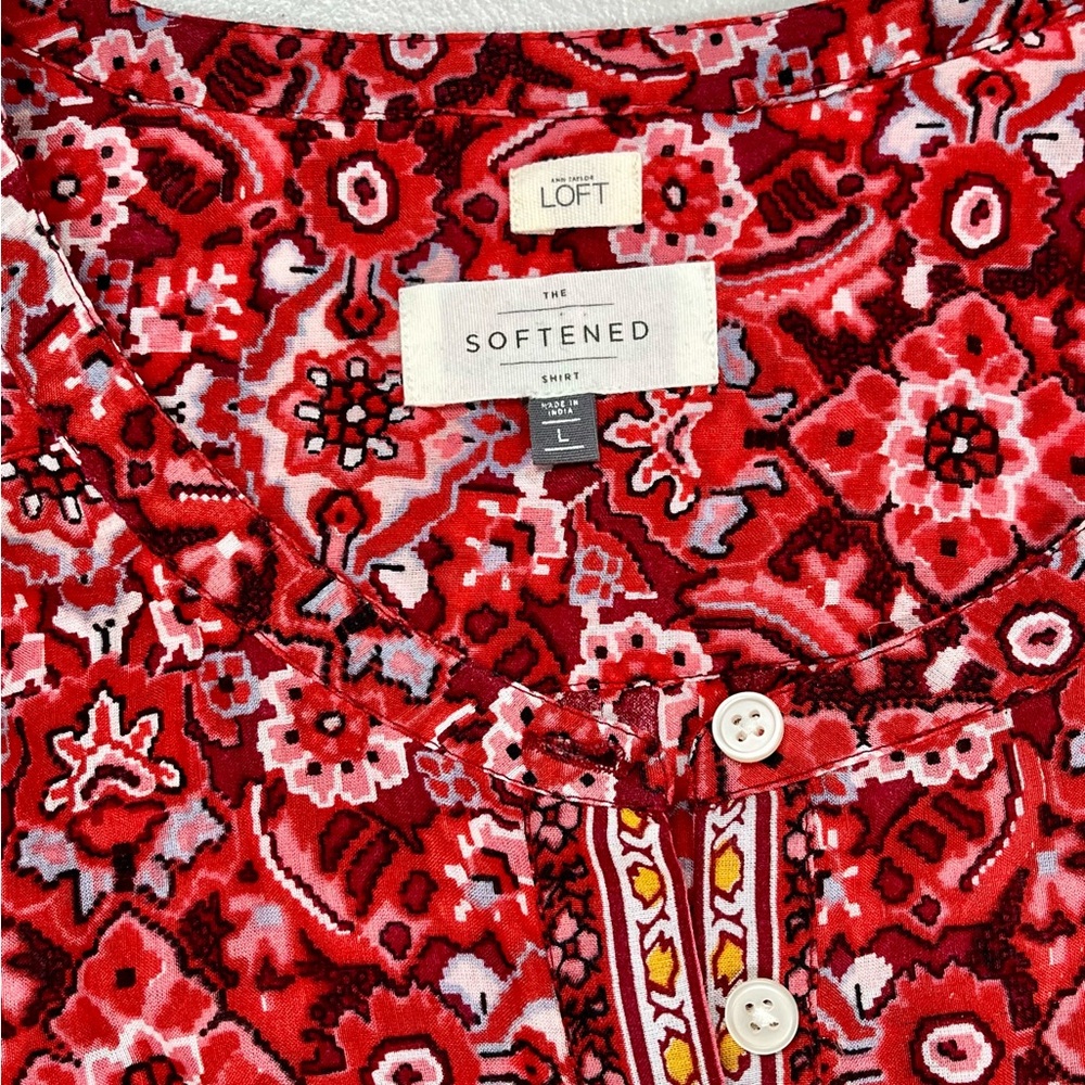 ANN TAYLOR LOFT Sz L The Softened Shirt Scarlet Bouquet
Softened Shirt Sheer - Picture 5 of 17